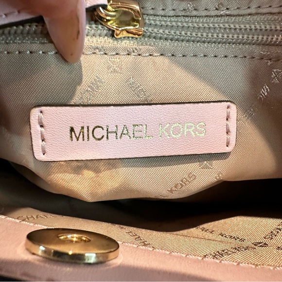 MICHAEL KORS TEAGAN SMALL MESSENGER CROSSBODY BAG EUC - Picture 5 of 12